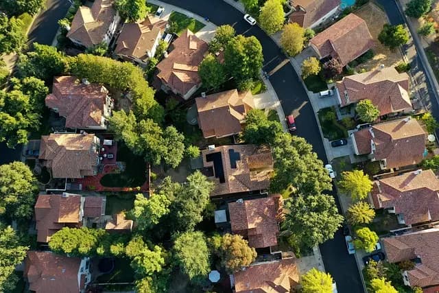 Come Pianificare un Viaggio Eco-Sostenibile: 10 Consigli Pratici