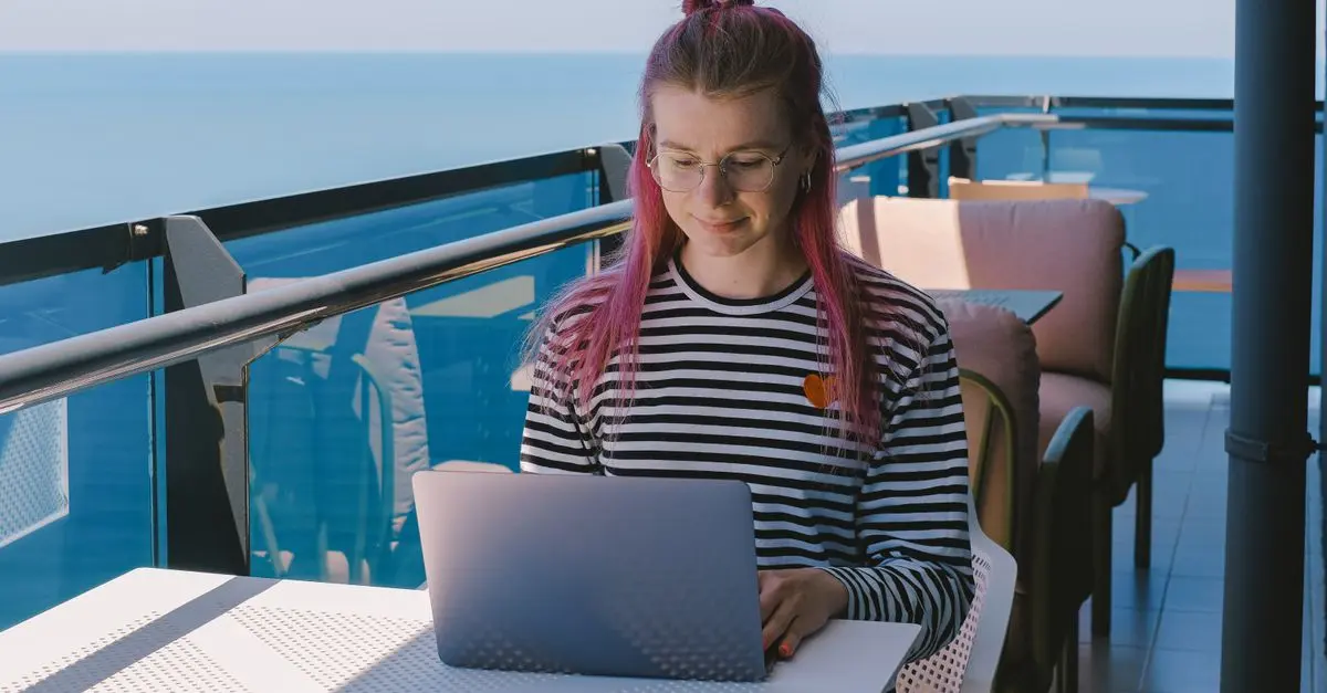 Esperienze di Lavoro e Viaggio: Come Diventare un Nomade Digitale