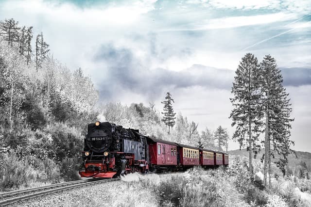 10 Consigli per Pianificare un Viaggio Avventuroso in Natura